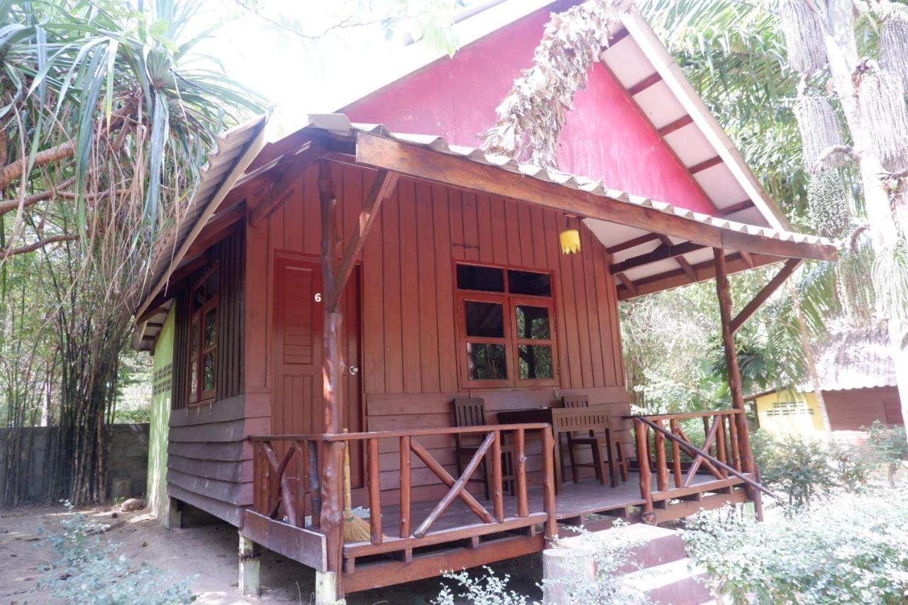 Goldkey Bungalow Koh Phayam Exterior photo