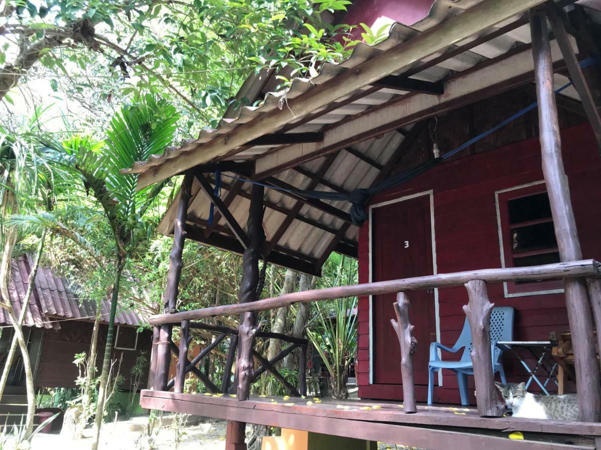 Goldkey Bungalow Koh Phayam Exterior photo