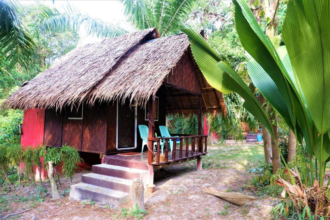 Goldkey Bungalow Koh Phayam Exterior photo